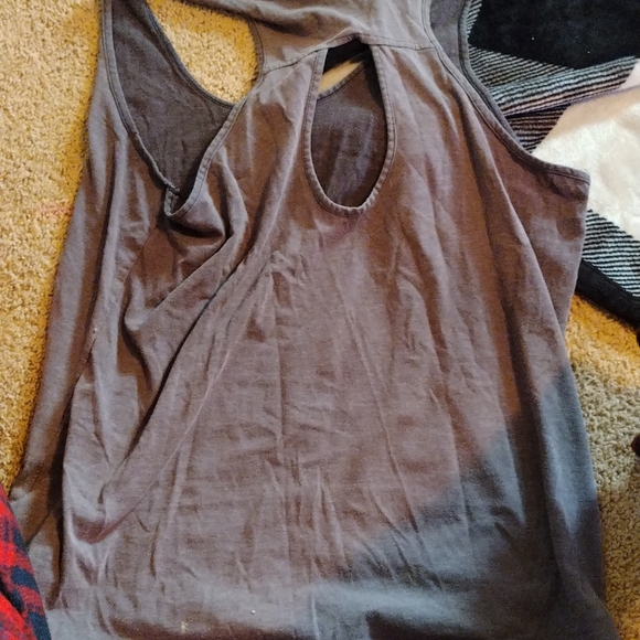 Tank top - Picture 2 of 2